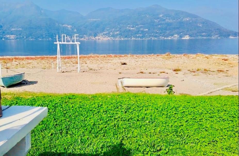 Blue Breeze Apartment Germignaga Buitenkant foto
